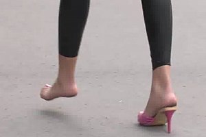 paulina rubio feet